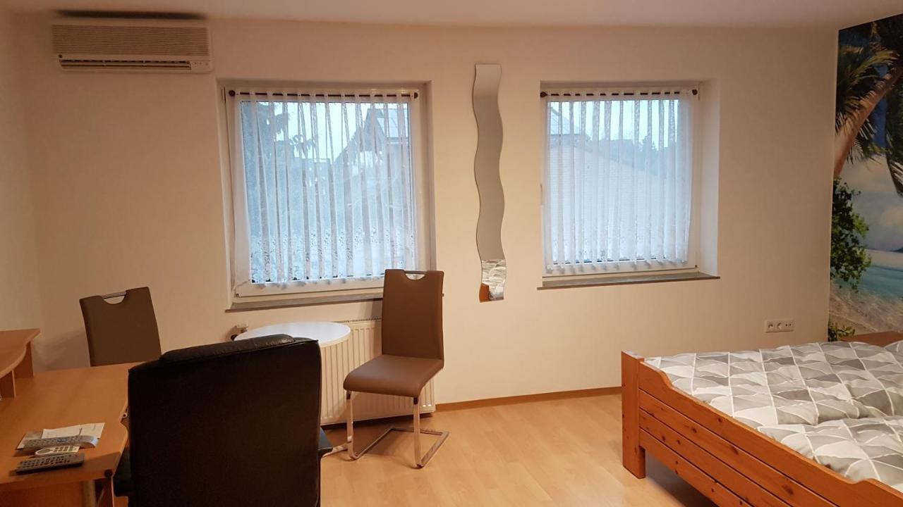 Gaestezimmer Junglas Bornheim  Exteriör bild